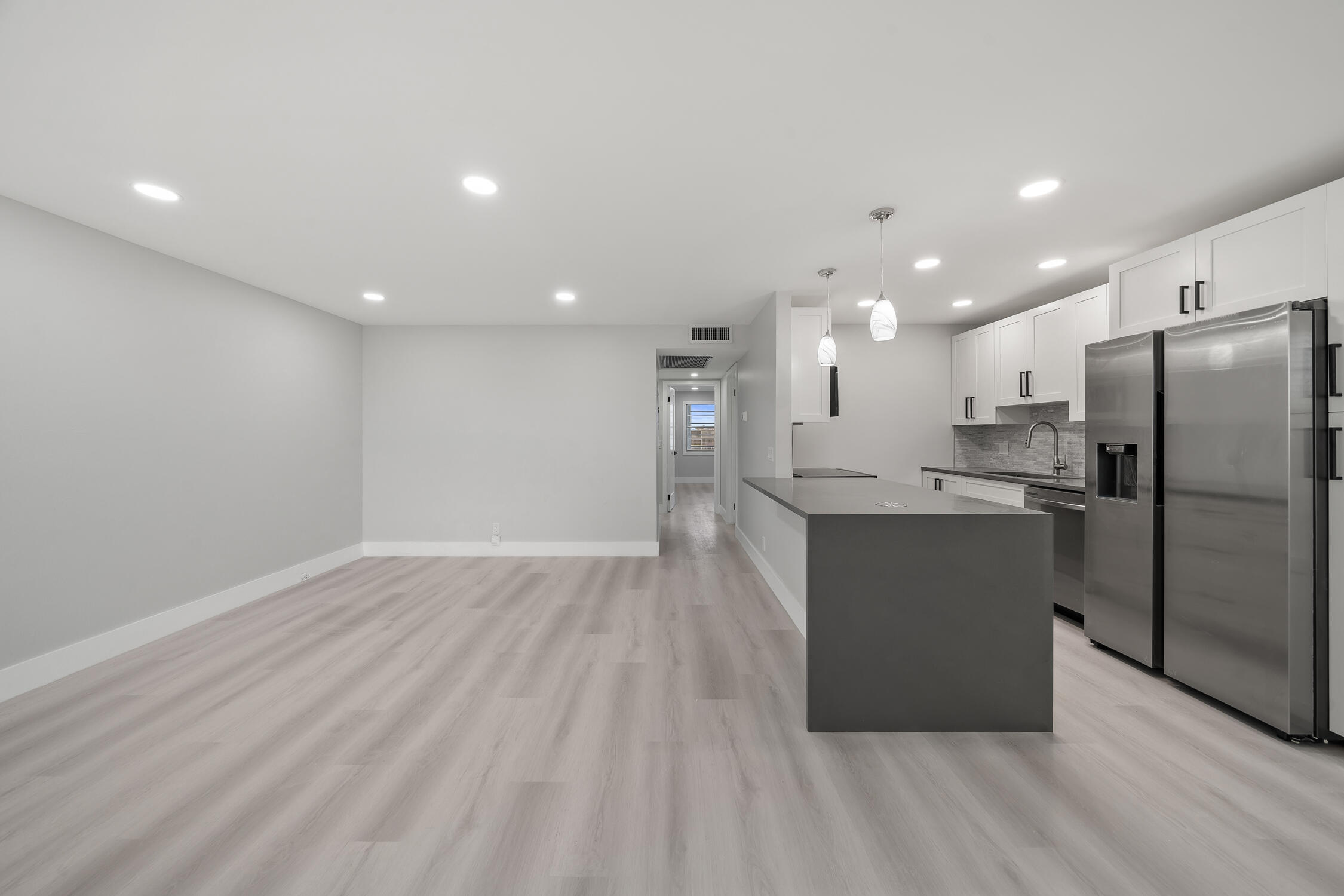 4071 Guildford East Boca Raton, FL 33434 - Photo 7 of 26 7-print-DSC00435
