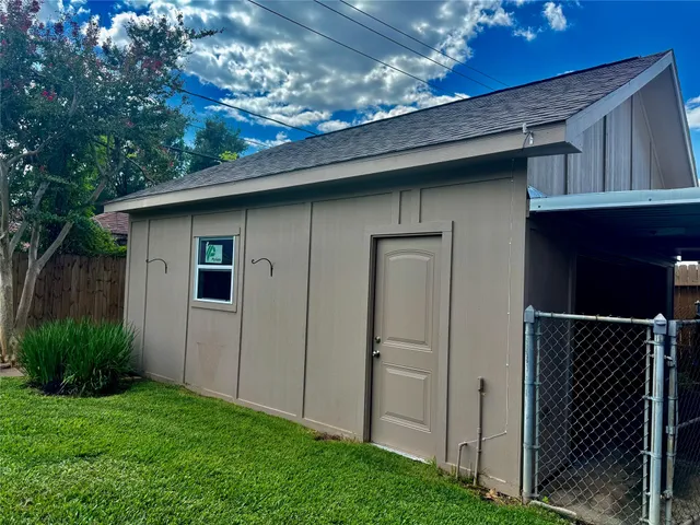 $2,500 | 2206 Tannehill Drive, Houston, TX 77008