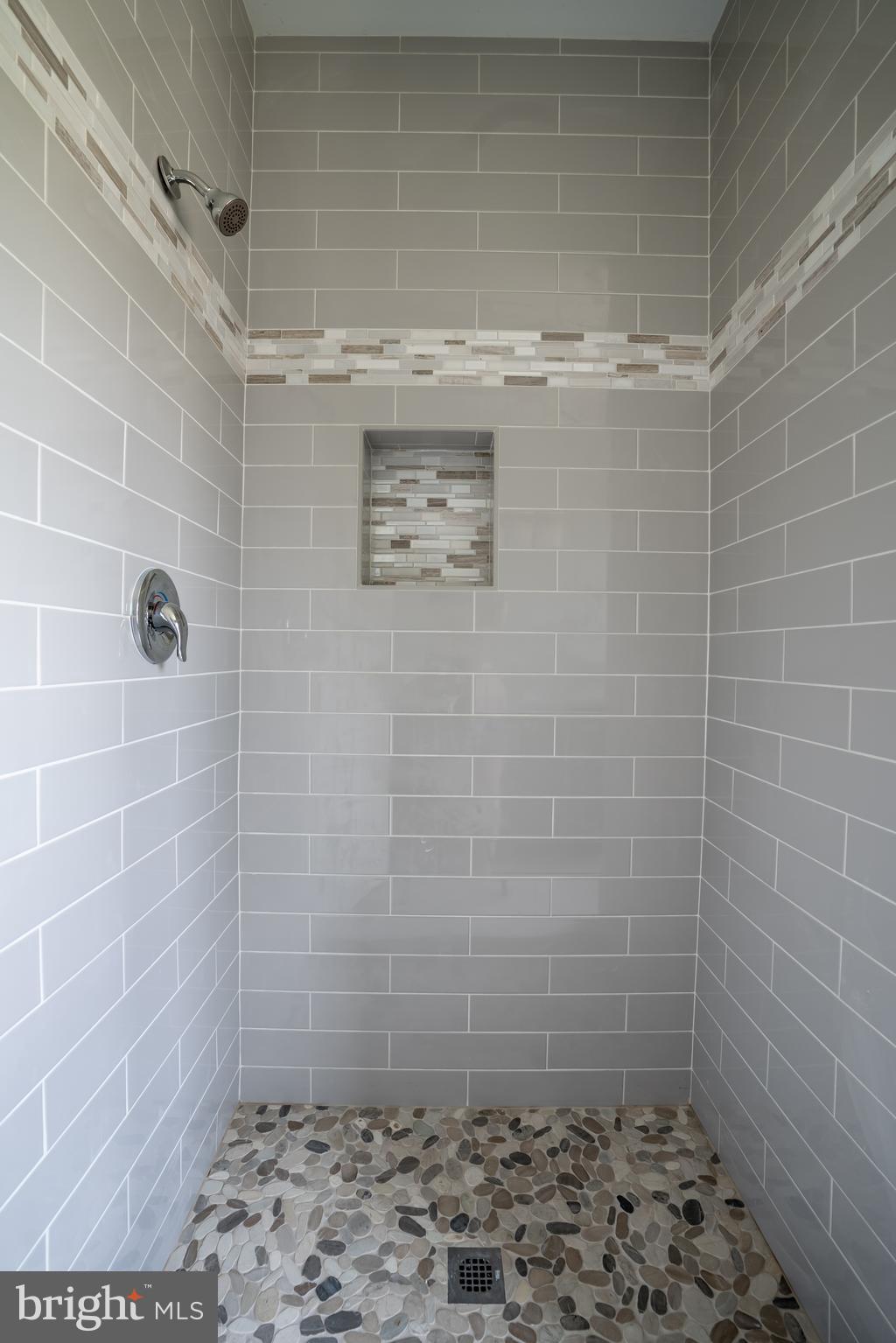 42147 St Johns Road Leonardtown, MD 20650 - Photo 21 of 39 Owner Suite Shower