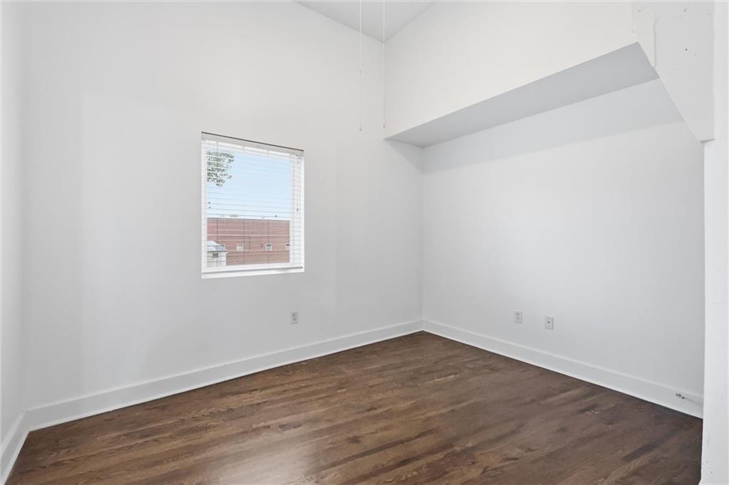 3001 Gillham Road, Unit 206 Kansas City, MO 64108 - Photo 20 of 45