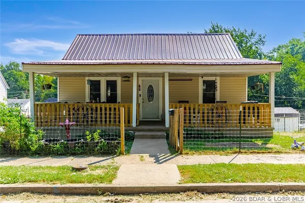 $140,500 | 304 South Hodges Street, California, MO 65018