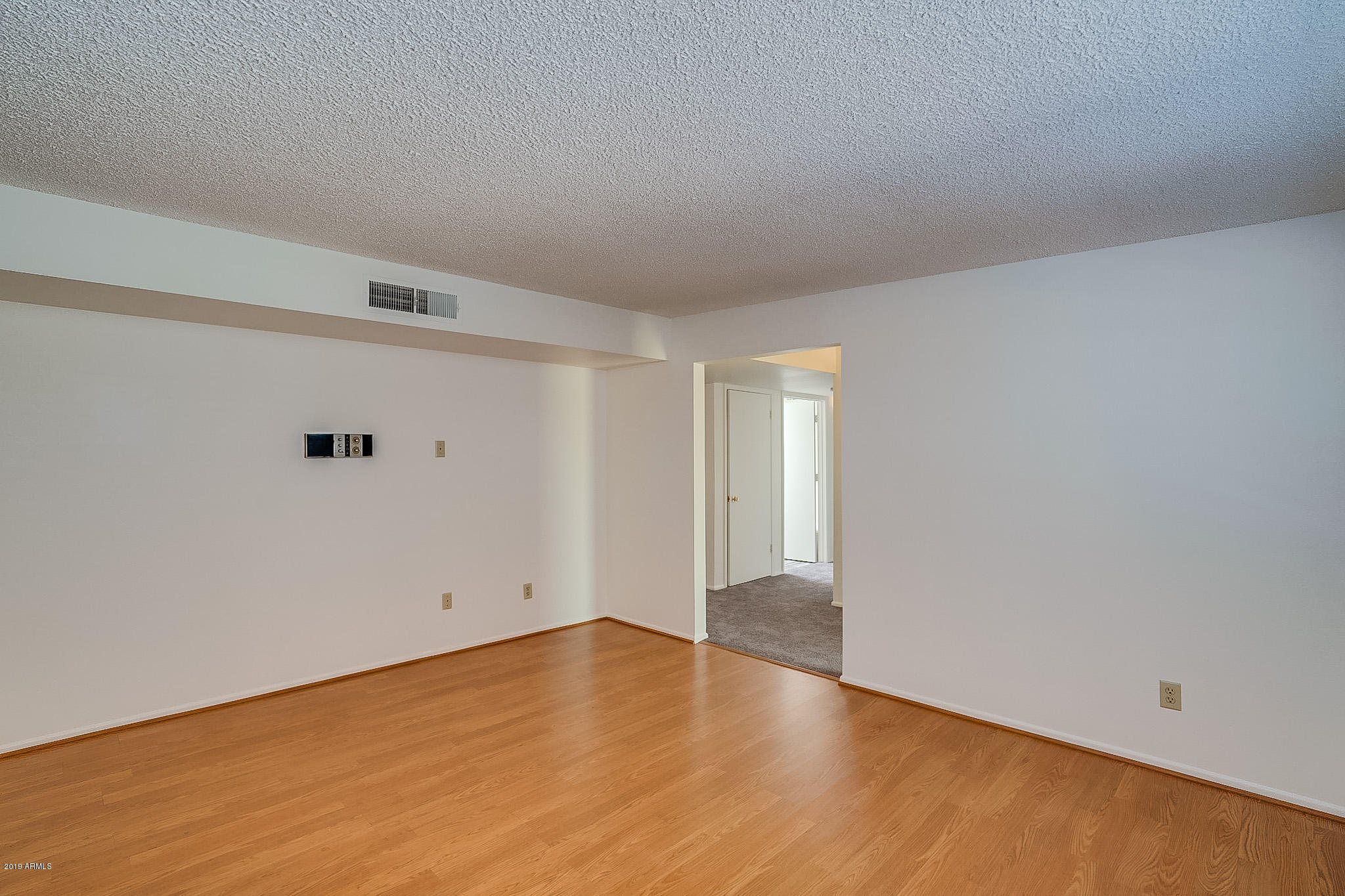 3601 West Griswold Road Phoenix, AZ 85051 - Photo 21 of 40 a view of an empty room