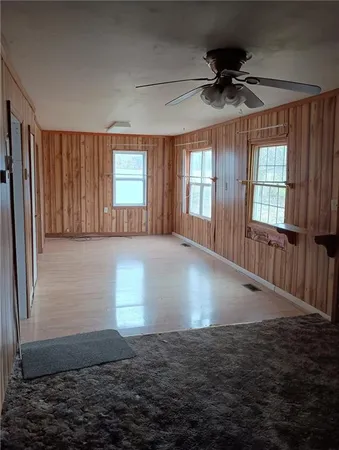 $220,000 | 30740 West 83rd Street, De Soto, KS 66018