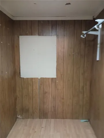 $220,000 | 30740 West 83rd Street, De Soto, KS 66018