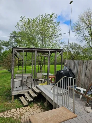 $220,000 | 30740 West 83rd Street, De Soto, KS 66018