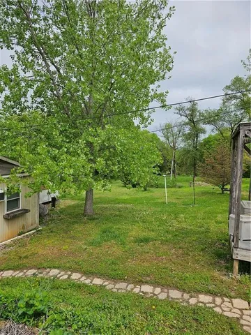 $220,000 | 30740 West 83rd Street, De Soto, KS 66018