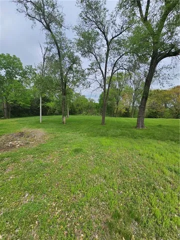 $220,000 | 30740 West 83rd Street, De Soto, KS 66018