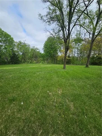 $220,000 | 30740 West 83rd Street, De Soto, KS 66018