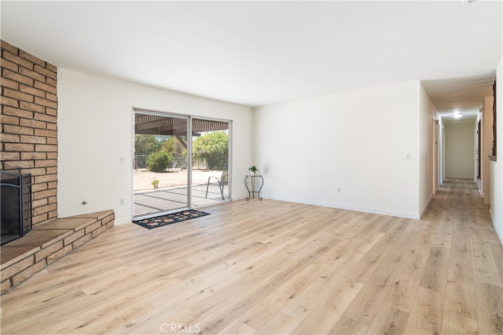 16425 Gardner Avenue Riverside, CA 92504 - Photo 8 of 29