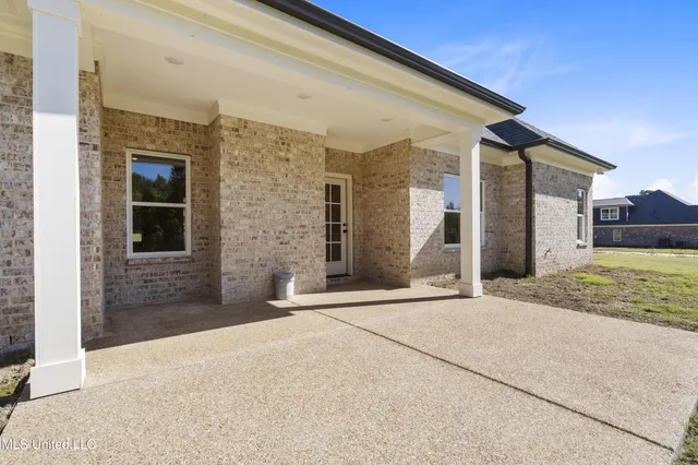 $366,900 | 2297 Highway 301, Hernando, MS 38632