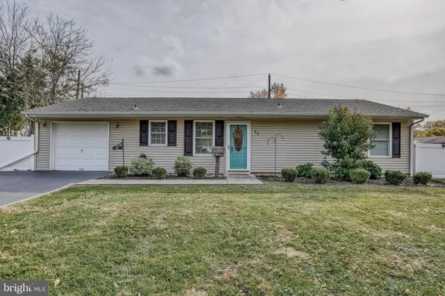$395,000 | 62 Indian Creek Drive, Levittown, PA 19057