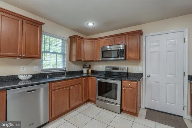 $395,000 | 62 Indian Creek Drive, Levittown, PA 19057