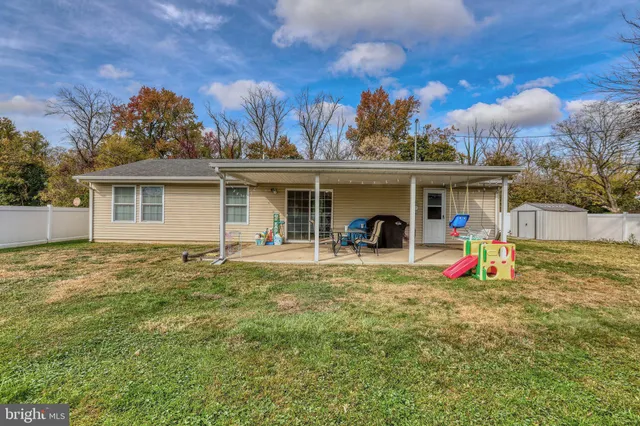 $395,000 | 62 Indian Creek Drive, Levittown, PA 19057