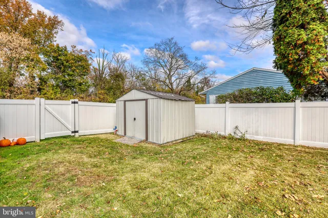 $395,000 | 62 Indian Creek Drive, Levittown, PA 19057