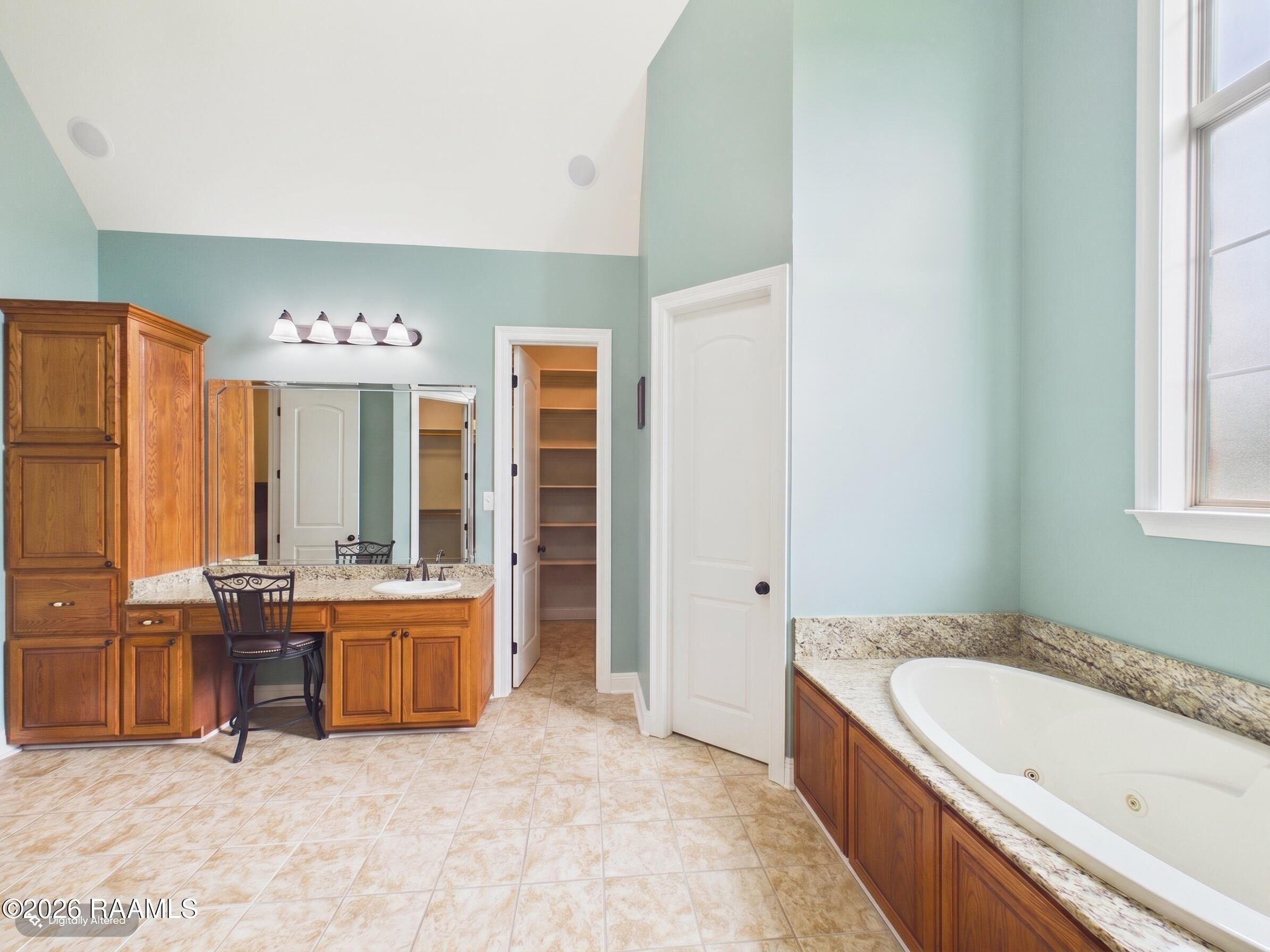 2406 Belle Ruelle Street New Iberia, LA 70563 - Photo 22 of 46