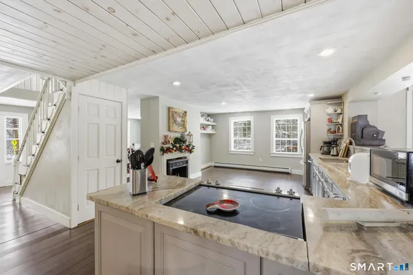 $549,900 | 4 Perrin Road, Woodstock, CT 06281