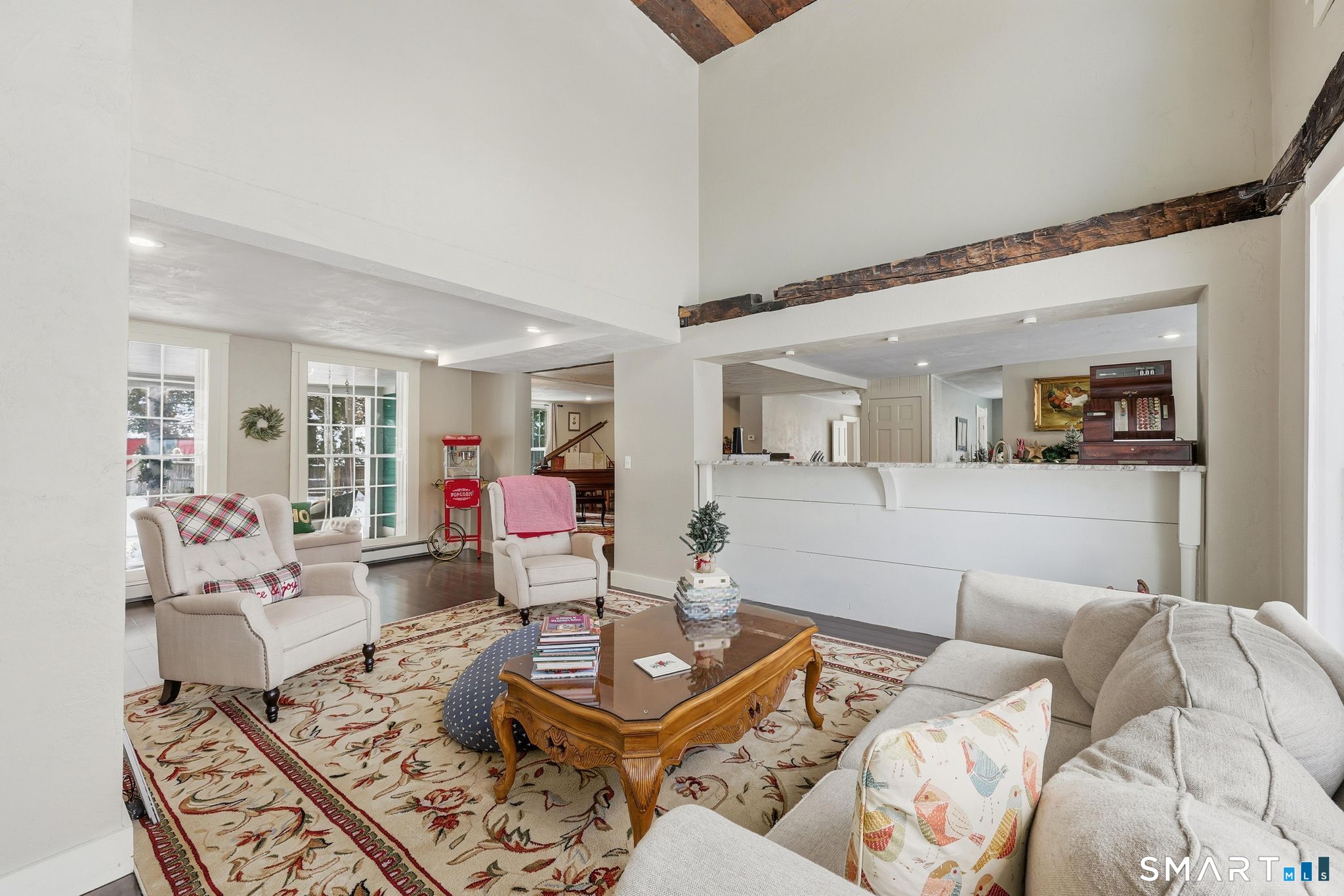 4 Perrin Road Woodstock, CT 06281 - Photo 17 of 40 Living Room