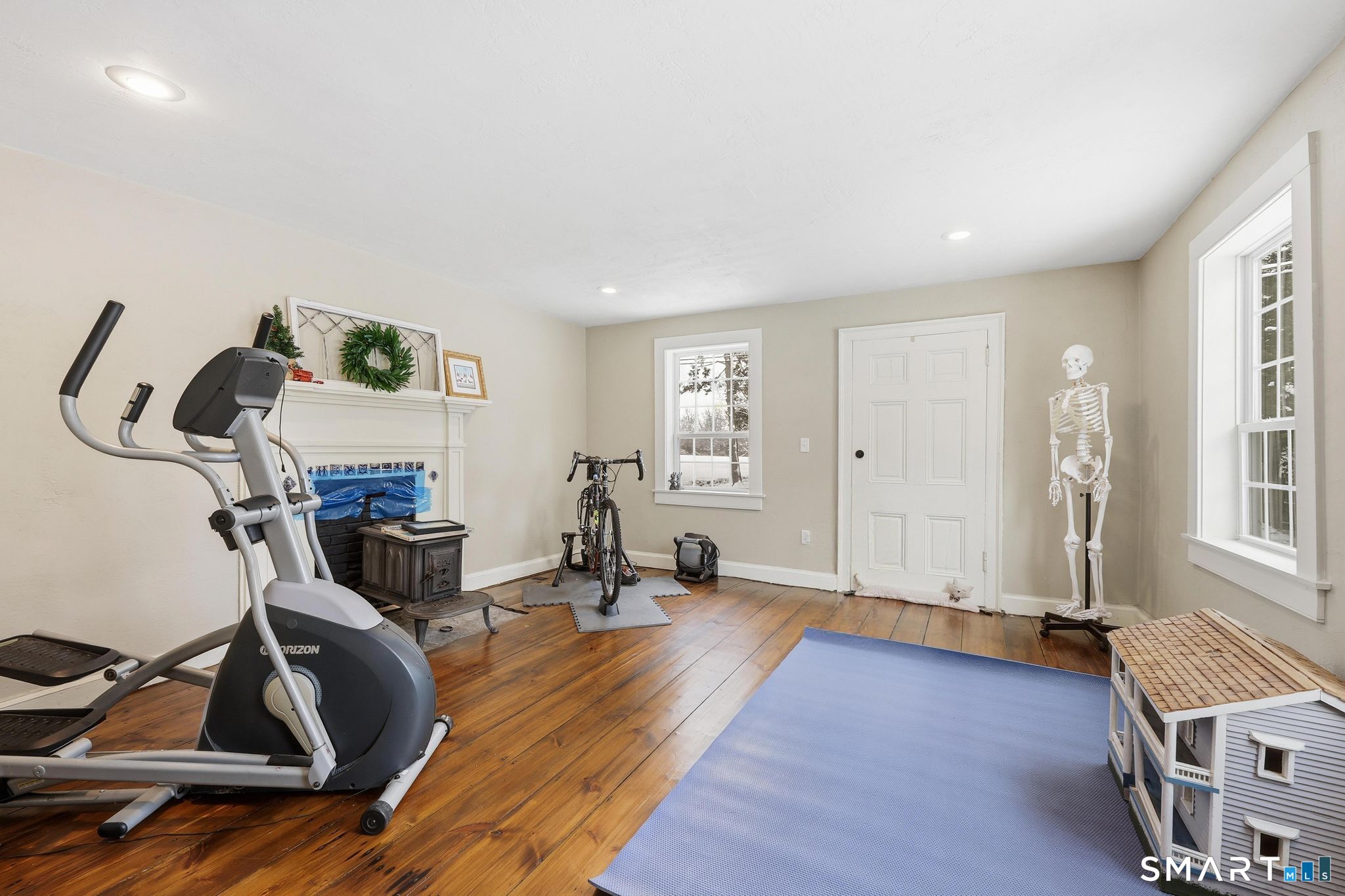 4 Perrin Road Woodstock, CT 06281 - Photo 18 of 40 Bedroom downstairs (used as gym room)