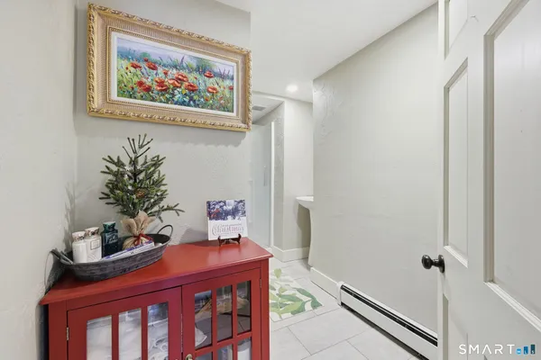 $549,900 | 4 Perrin Road, Woodstock, CT 06281