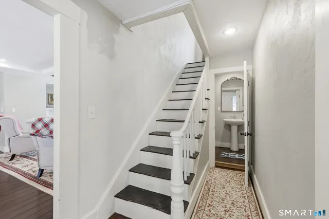 $549,900 | 4 Perrin Road, Woodstock, CT 06281