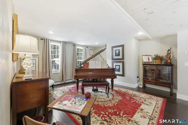 $549,900 | 4 Perrin Road, Woodstock, CT 06281