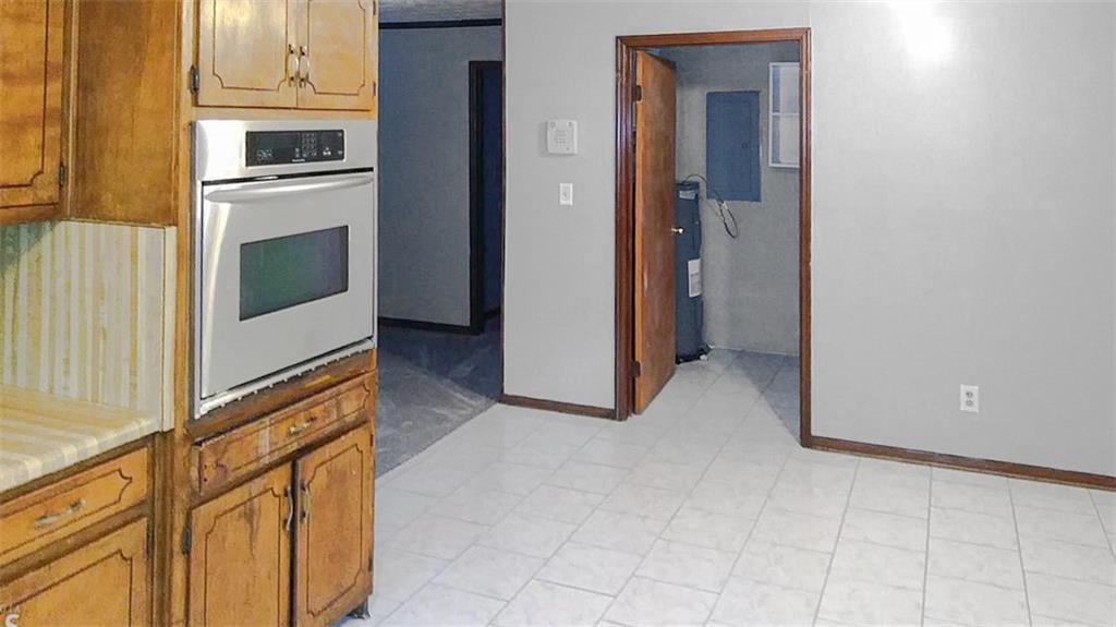 5844 Old Bill Cook Road Atlanta, GA 30349 - Photo 4 of 38