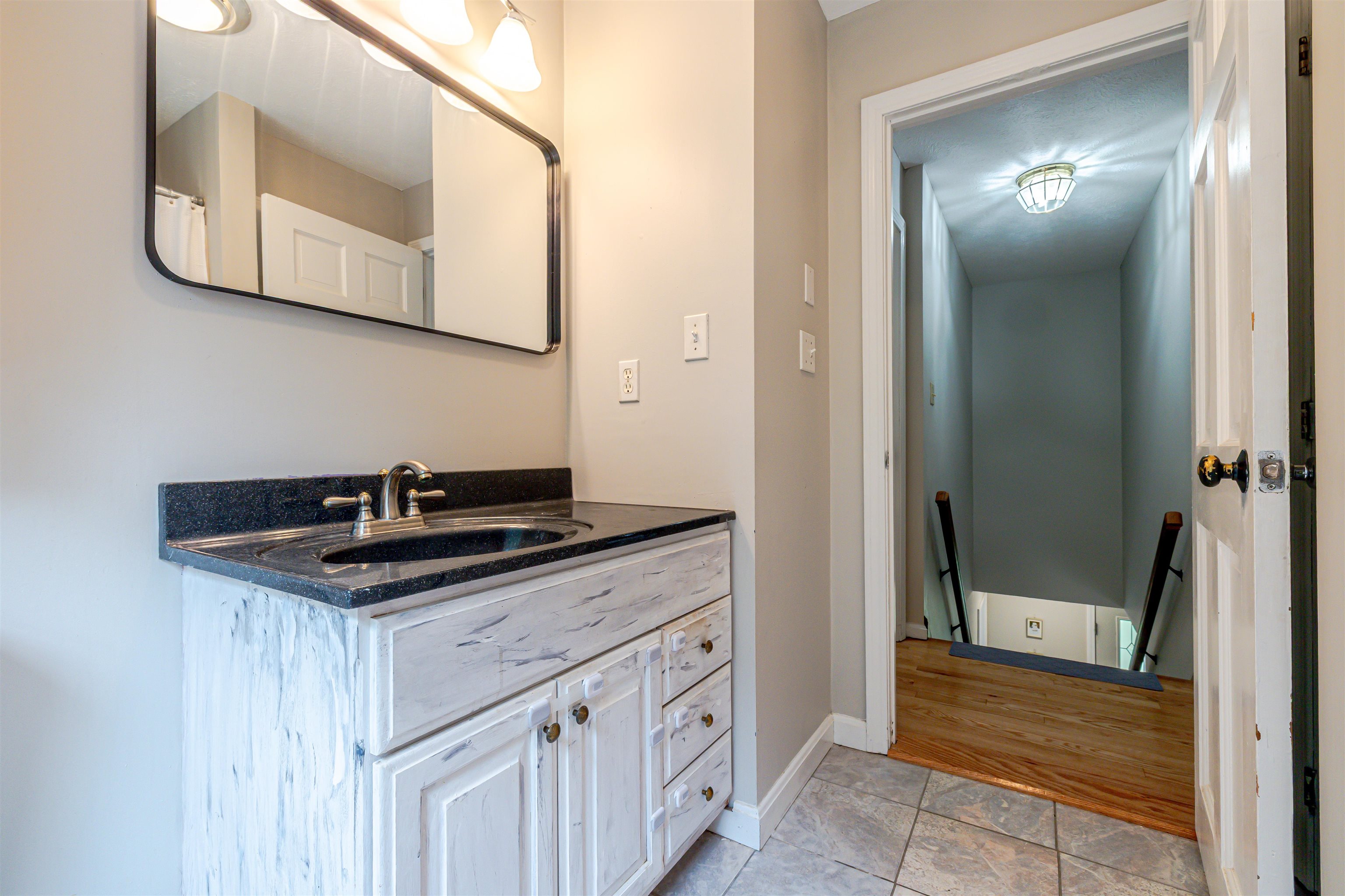 39 Lantern Lane Hooksett, NH 03106 - Photo 45 of 60