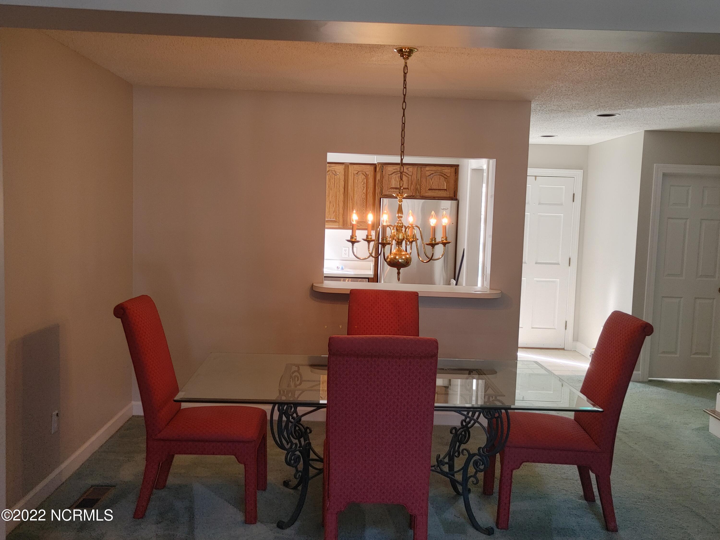 245 Knoll Road Southern Pines, NC 28387 - Photo 7 of 18 0301221024_HDR