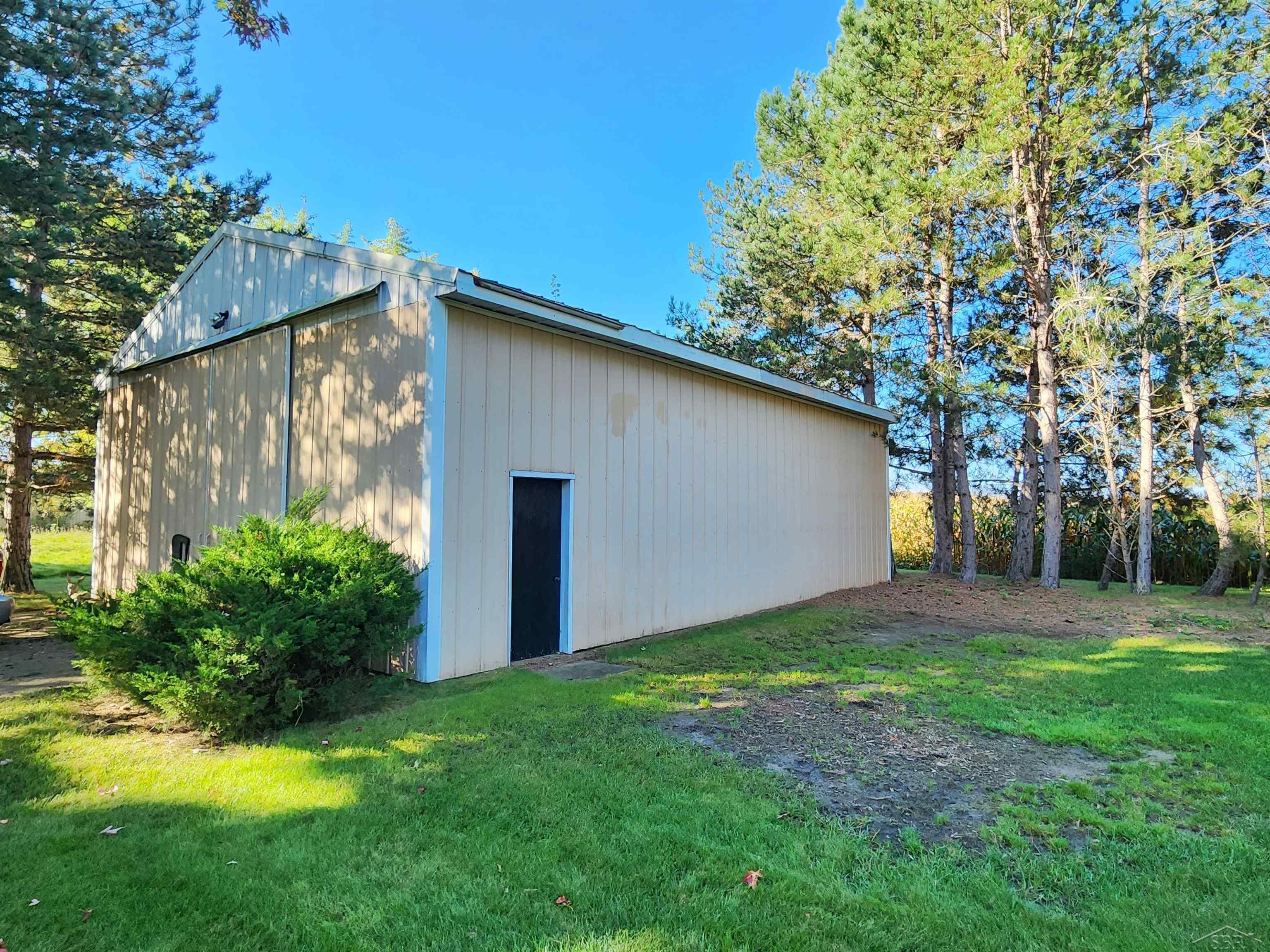 3651 North Graham Road Freeland, MI 48623 - Photo 50 of 60 50123810-49.JPG