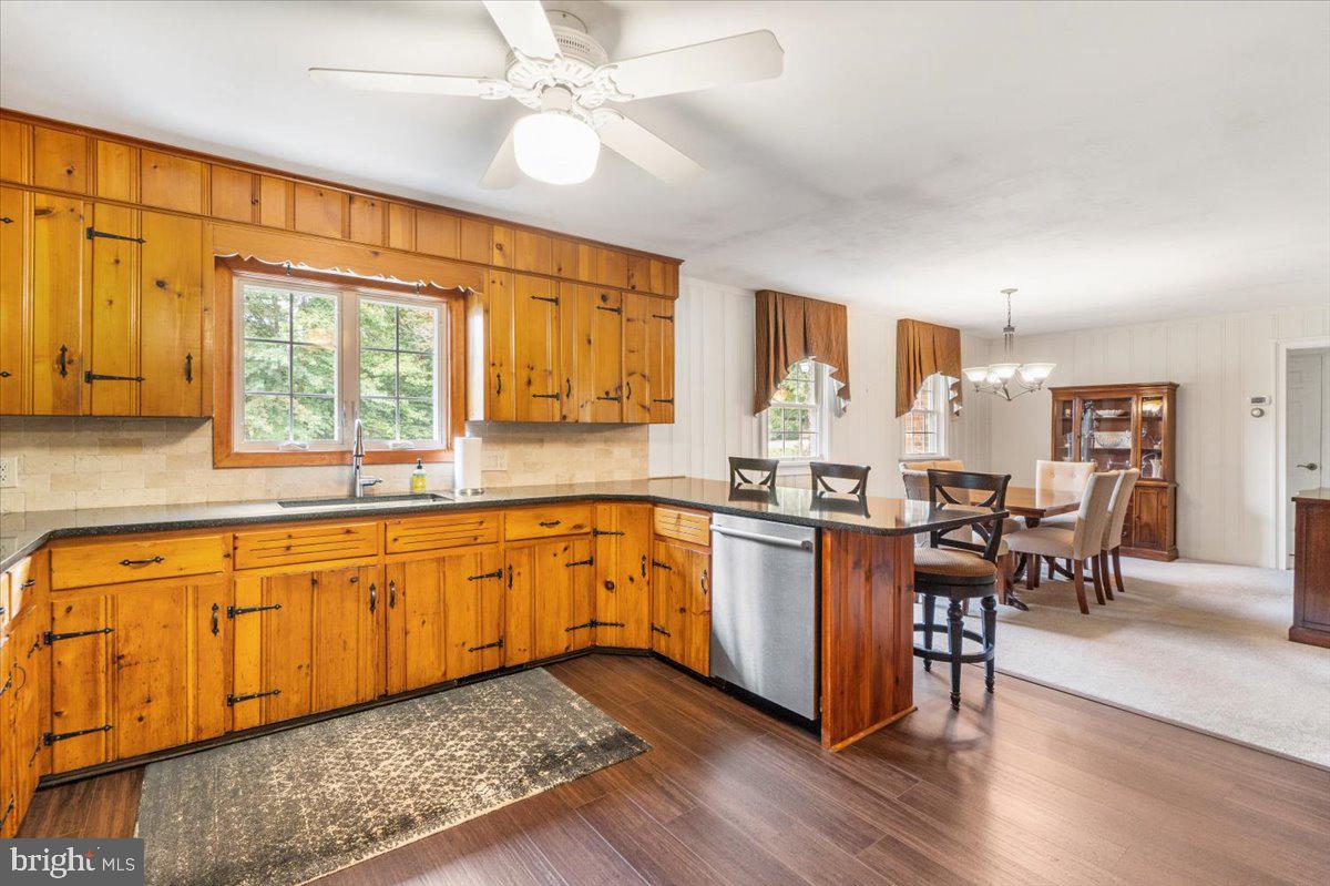 962 Old York Road Hightstown, NJ 08520 - Photo 15 of 50 Gallery Image 15