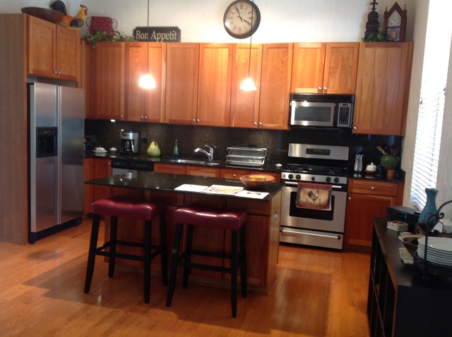 291 Whistler Road Highland Park, IL 60035 - Photo 2 of 3