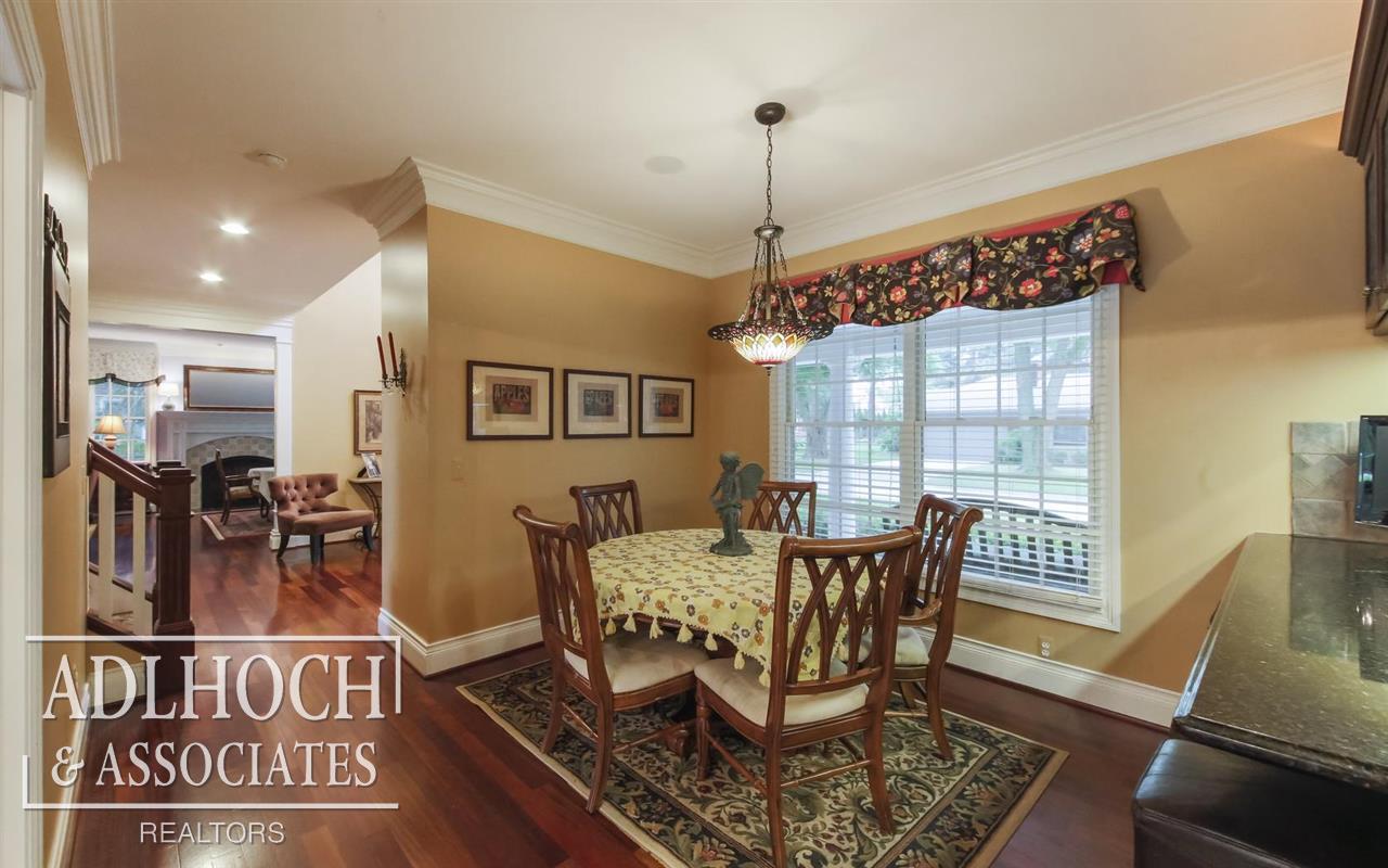 920 Shoreham Road Grosse Pointe Woods, MI 48236 - Photo 8 of 39