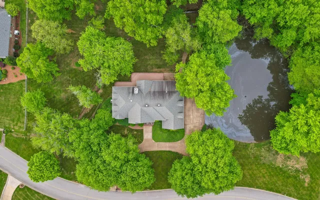 $1,199,000 | 12 Mountain Orchard Path, Signal Mountain, TN 37377