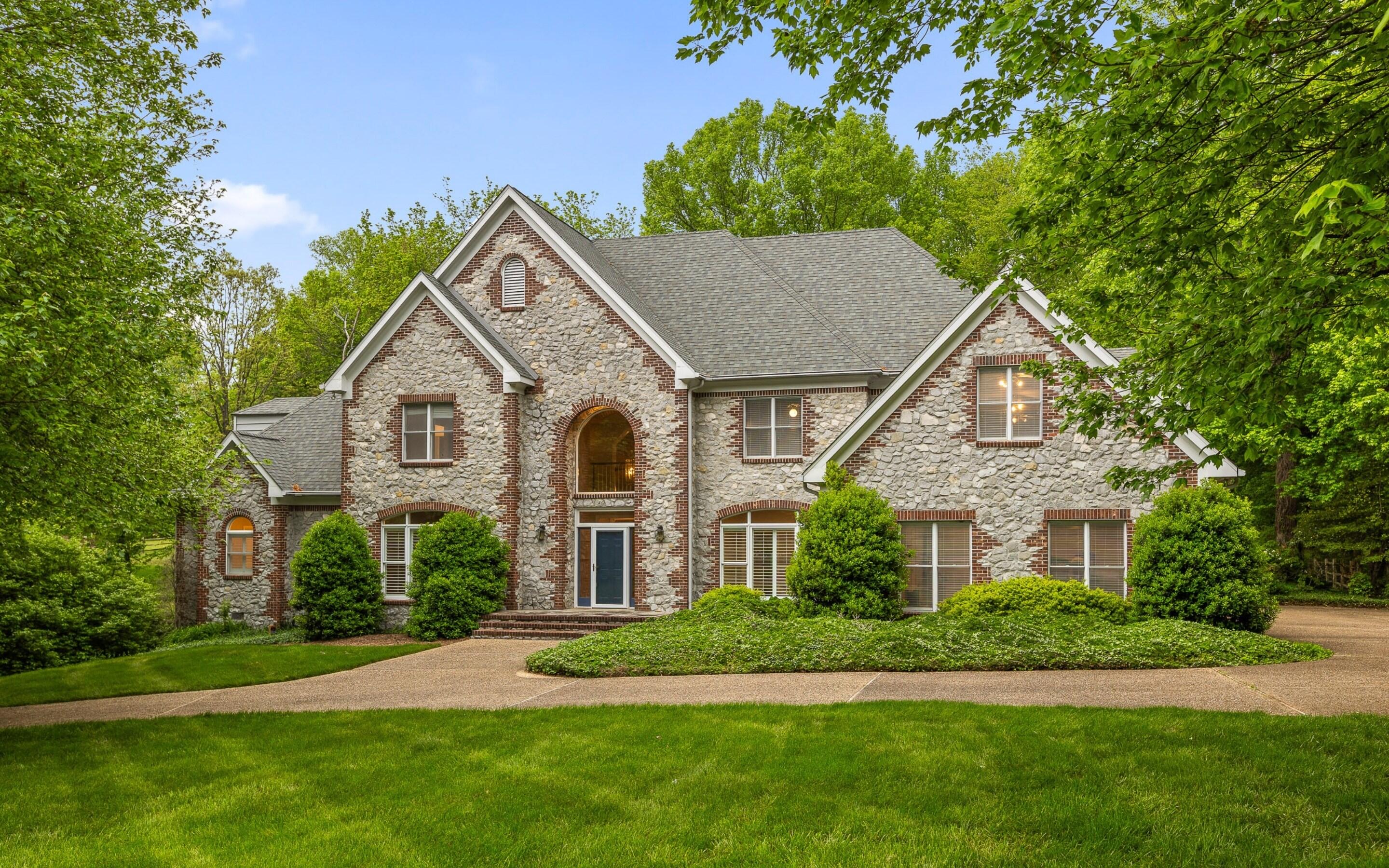 12 Mountain Orchard Path Signal Mountain, TN 37377 - Photo 5 of 70 Beautiful Stone Elevation