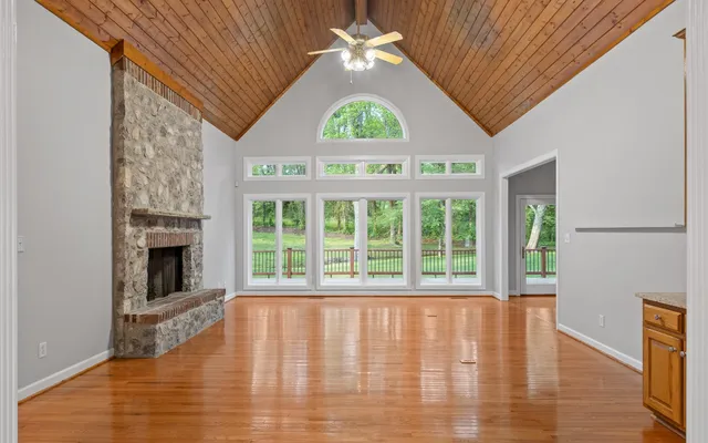 $1,199,000 | 12 Mountain Orchard Path, Signal Mountain, TN 37377