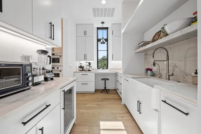 $5,200,000 | 6323 Destiny Hills Drive, Austin, TX 78738