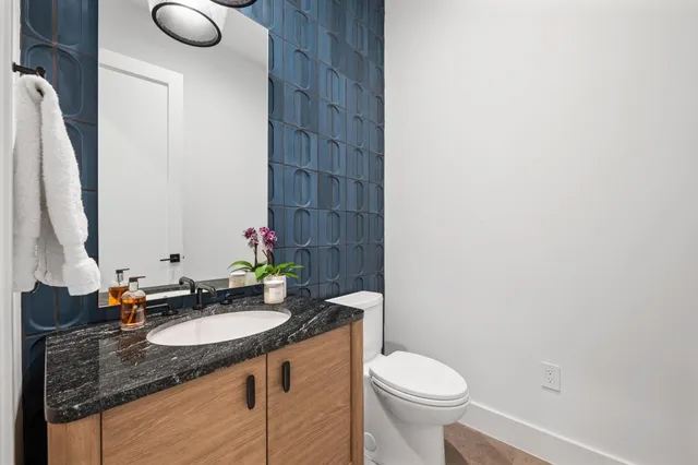 $5,200,000 | 6323 Destiny Hills Drive, Austin, TX 78738