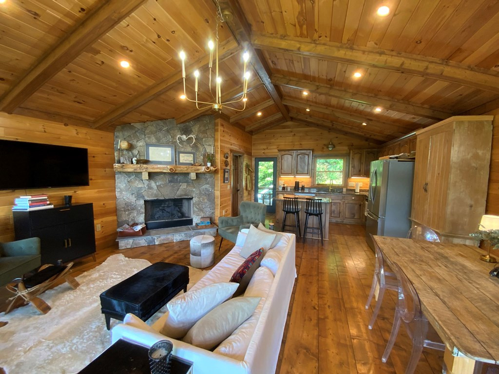 386 Preserve Valley Road Topton, NC 28781 - Photo 8 of 50 Gallery Image 8
