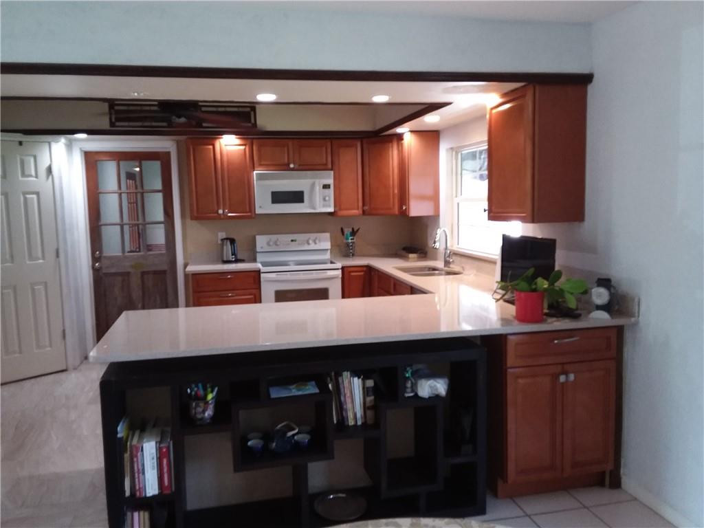 5409 Cleveland Road Delray Beach, FL 33484 - Photo 11 of 31 Photo 11