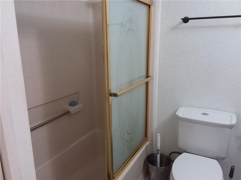 5409 Cleveland Road Delray Beach, FL 33484 - Photo 14 of 31 Photo 14