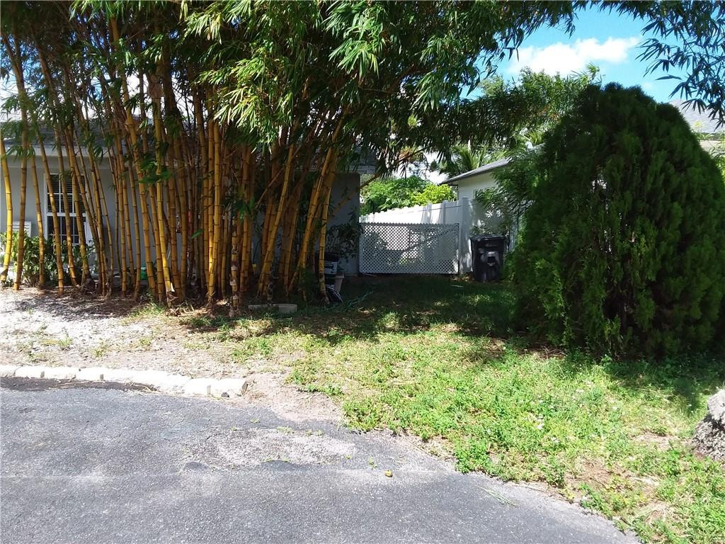 5409 Cleveland Road Delray Beach, FL 33484 - Photo 2 of 31 Photo 2