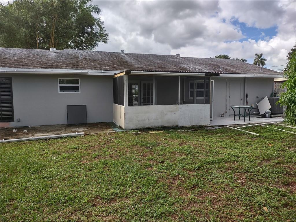 5409 Cleveland Road Delray Beach, FL 33484 - Photo 25 of 31 Photo 26