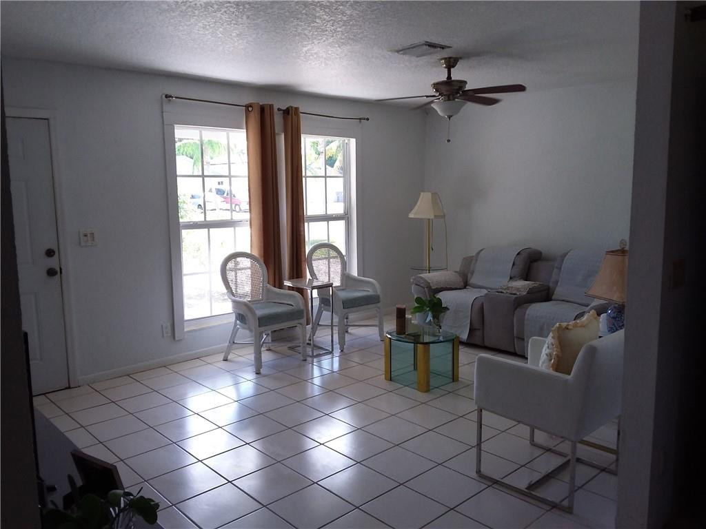 5409 Cleveland Road Delray Beach, FL 33484 - Photo 8 of 31 Photo 8