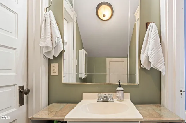 a view of an entryway