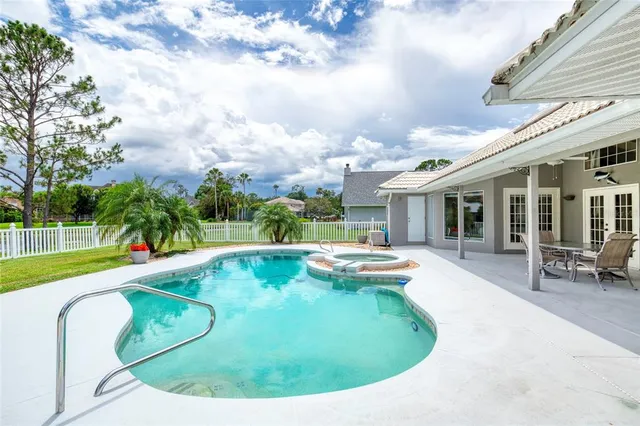 $839,900 | 7 Foxfords Chase, Ormond Beach, FL 32174