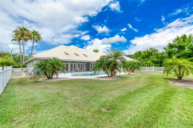 $839,900 | 7 Foxfords Chase, Ormond Beach, FL 32174