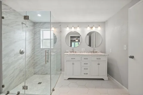 $379,000 | 15105 Mettle Drive, Austin, TX 78738