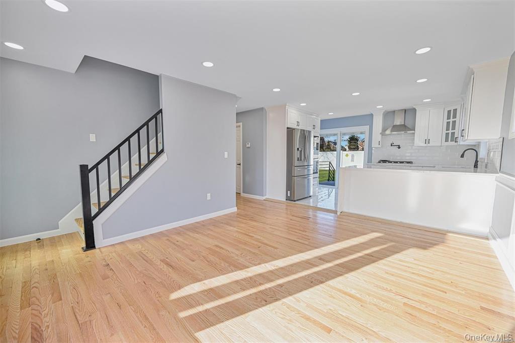 253 Meyer Avenue Valley Stream, NY 11580 - Photo 8 of 24