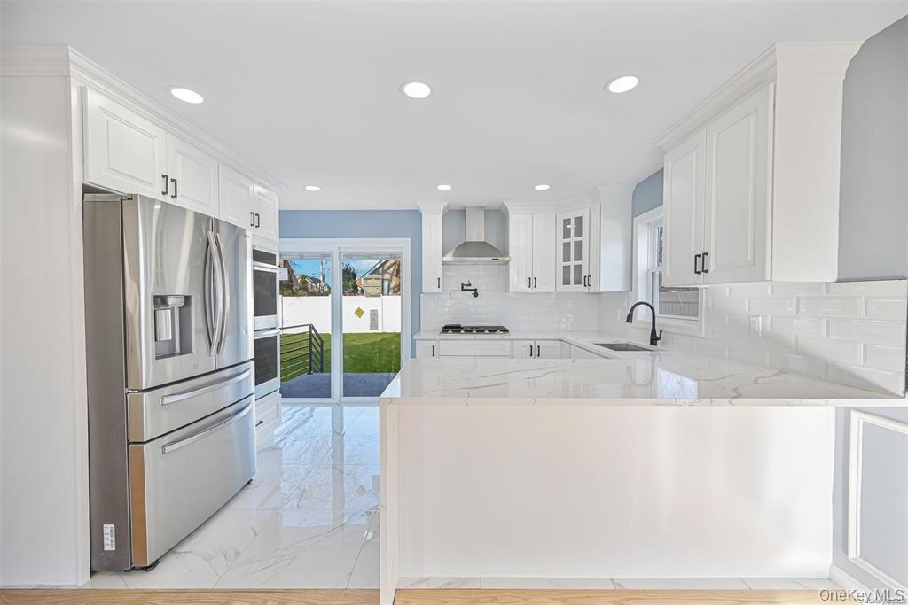 253 Meyer Avenue Valley Stream, NY 11580 - Photo 9 of 24