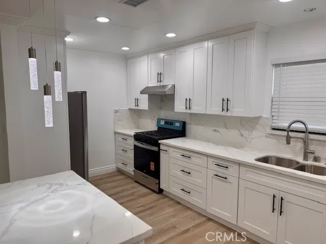 $4,100 | 9947 Norwich Avenue, Mission Hills, CA 91345